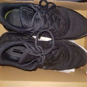 Men's Black Athletic Shoes Nike